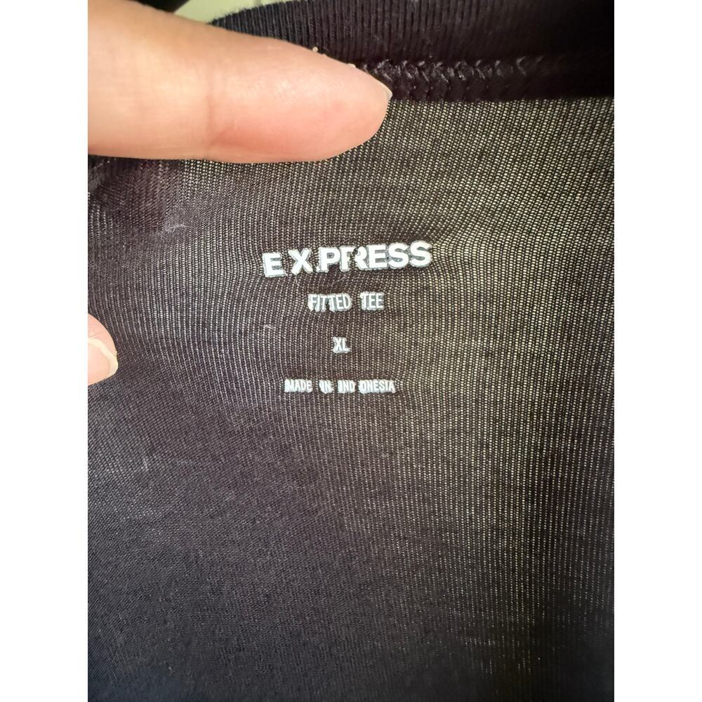 Express Fitted Tee Black Scoop Neck Top Size XL - Picture 2 of 3
